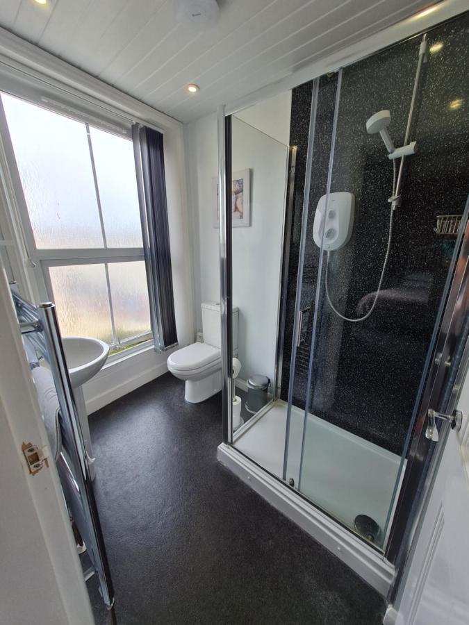 Kimberley House Hotel Whitby Bagian luar foto