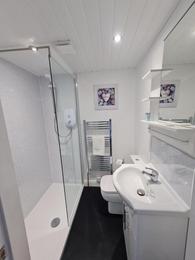 Kimberley House Hotel Whitby Bagian luar foto