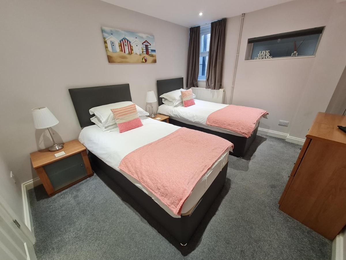 Kimberley House Hotel Whitby Bagian luar foto