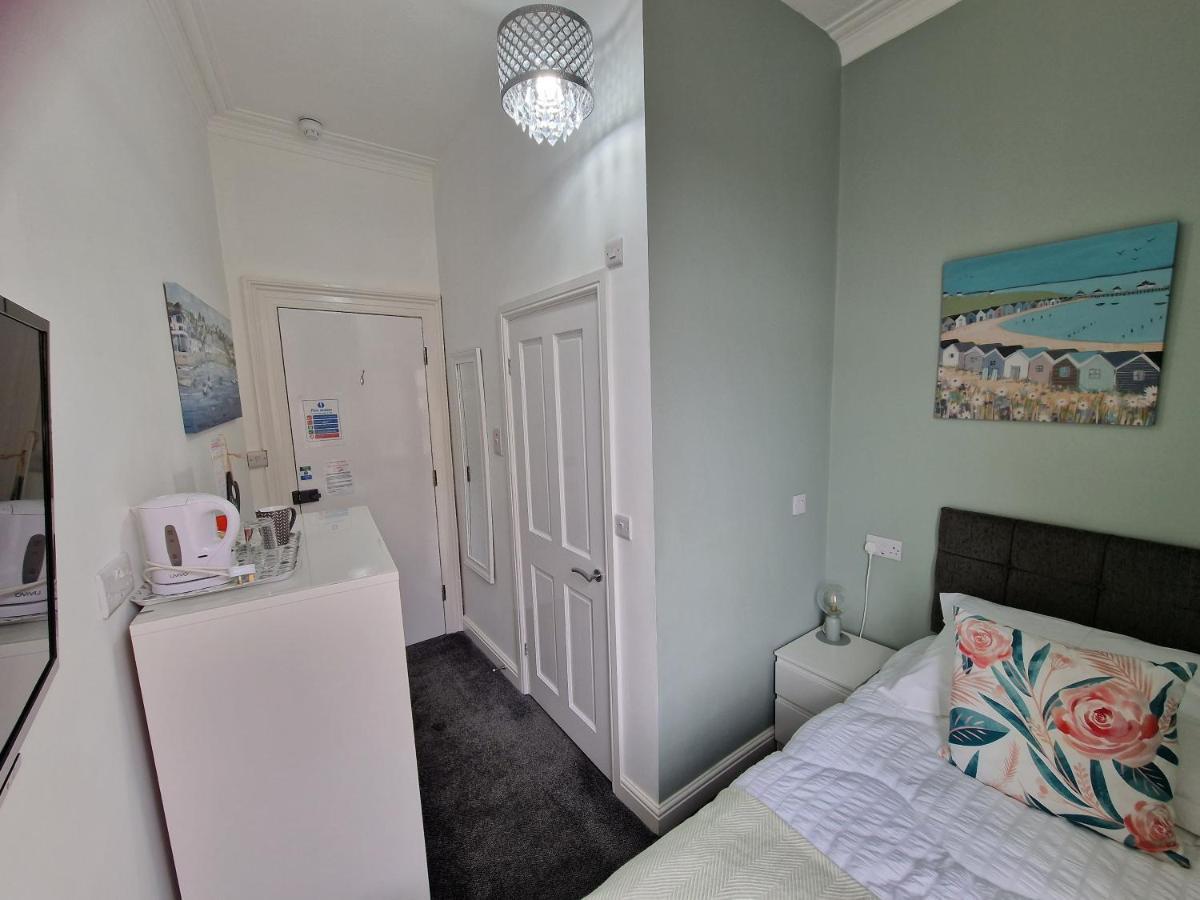 Kimberley House Hotel Whitby Bagian luar foto