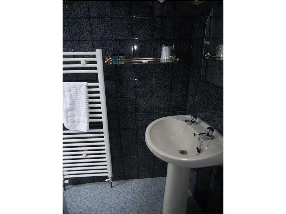 Kimberley House Hotel Whitby Bagian luar foto