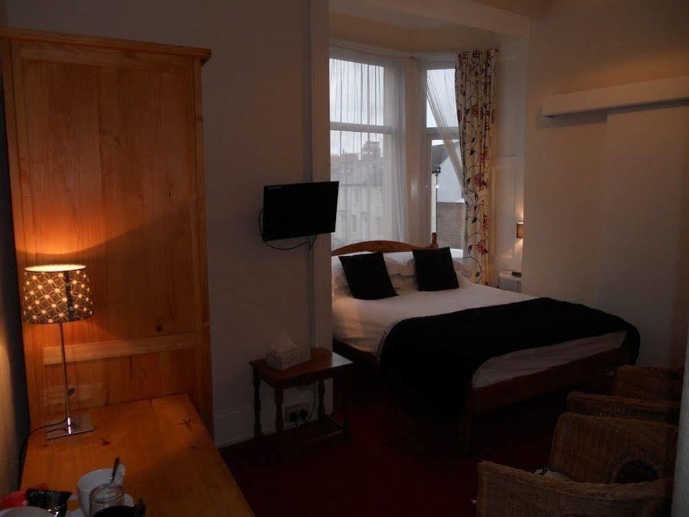 Kimberley House Hotel Whitby Bagian luar foto